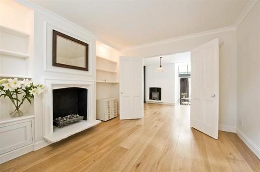 2 bed Mid Terraced House for rent in Chelsea. From Chestertons Estate Agents - Chelsea
