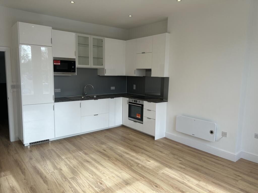 4 bed Flat for rent in Chiswick. From Chestertons Estate Agents - Chiswick Lettings