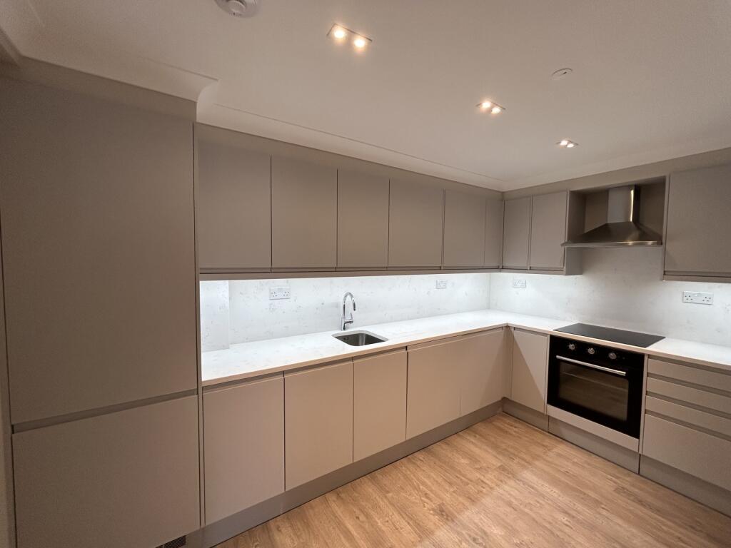 1 bed Flat for rent in Hammersmith. From Chestertons Estate Agents - Chiswick Lettings