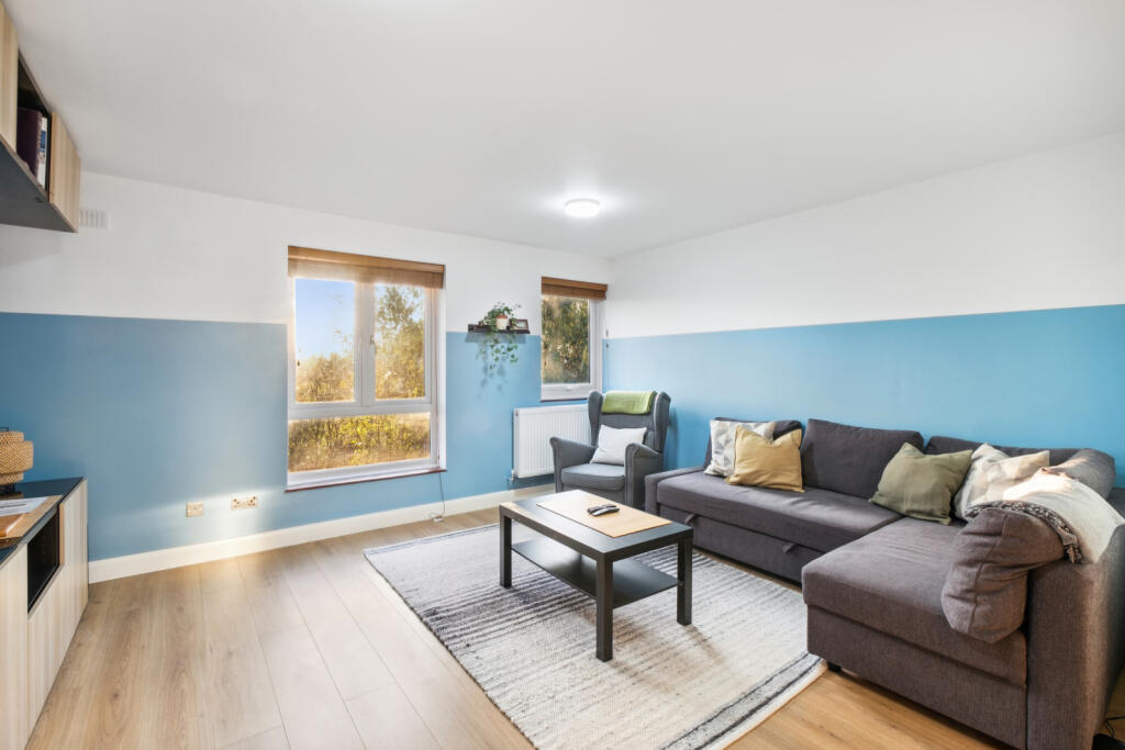 2 bed 1st Floor Flat for rent in Chiswick. From Chestertons Estate Agents - Chiswick Lettings
