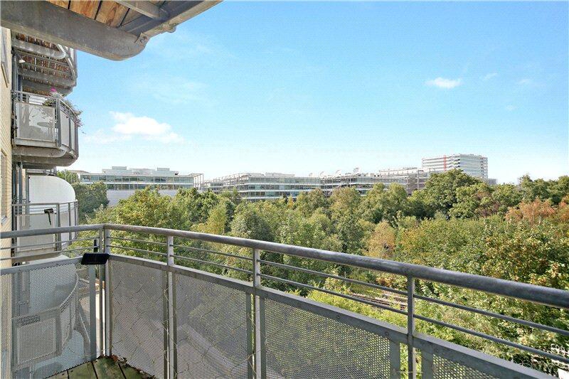 2 bed 1st Floor Flat for rent in Chiswick. From Chestertons Estate Agents - Chiswick Lettings 2 bed 1st Floor Flat for rent in Chiswick. From Chestertons Estate Agents - Chiswick Lettings