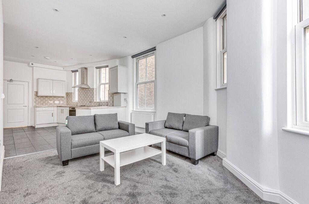 2 bed 1st Floor Flat for rent in Chiswick. From Chestertons Estate Agents - Chiswick Lettings