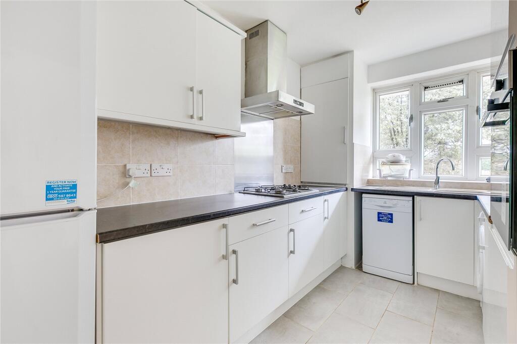 2 bed 1st Floor Flat for rent in Chiswick. From Chestertons Estate Agents - Chiswick Lettings