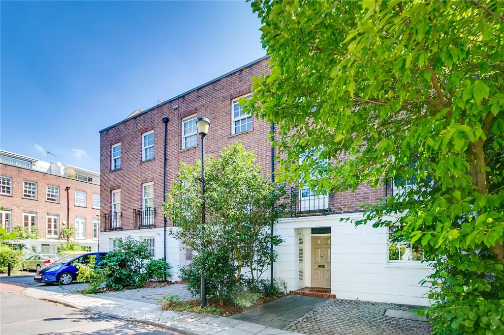 5 bed Mid Terraced House for rent in Chiswick. From Chestertons Estate Agents - Chiswick Lettings