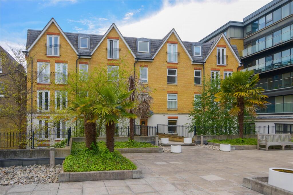 2 bed 1st Floor Flat for rent in Chiswick. From Chestertons Estate Agents - Chiswick Lettings 2 bed 1st Floor Flat for rent in Chiswick. From Chestertons Estate Agents - Chiswick Lettings
