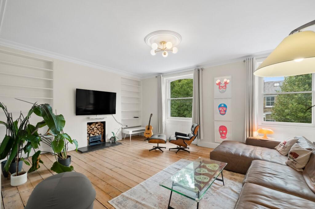 2 bed 1st Floor Flat for rent in Hammersmith. From Chestertons Estate Agents - Chiswick Lettings 2 bed 1st Floor Flat for rent in Hammersmith. From Chestertons Estate Agents - Chiswick Lettings