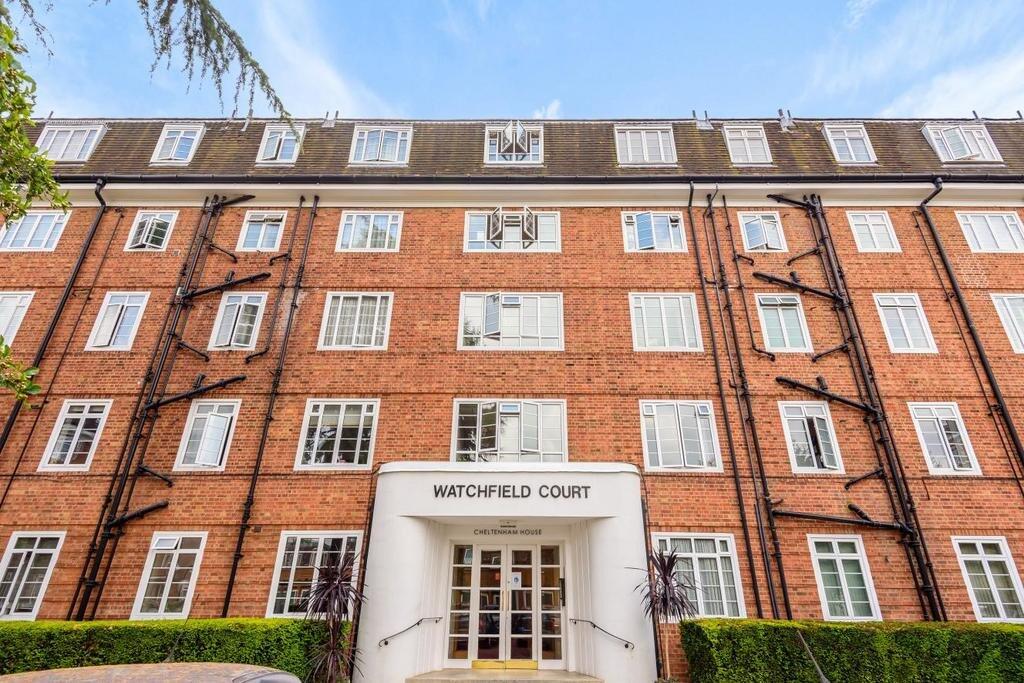 3 bed 1st Floor Flat for rent in Chiswick. From Chestertons Estate Agents - Chiswick Lettings