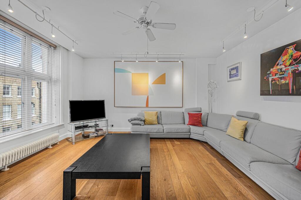 2 bed 1st Floor Flat for rent in Westminster. From Chestertons Estate Agents - Covent Garden Lettings