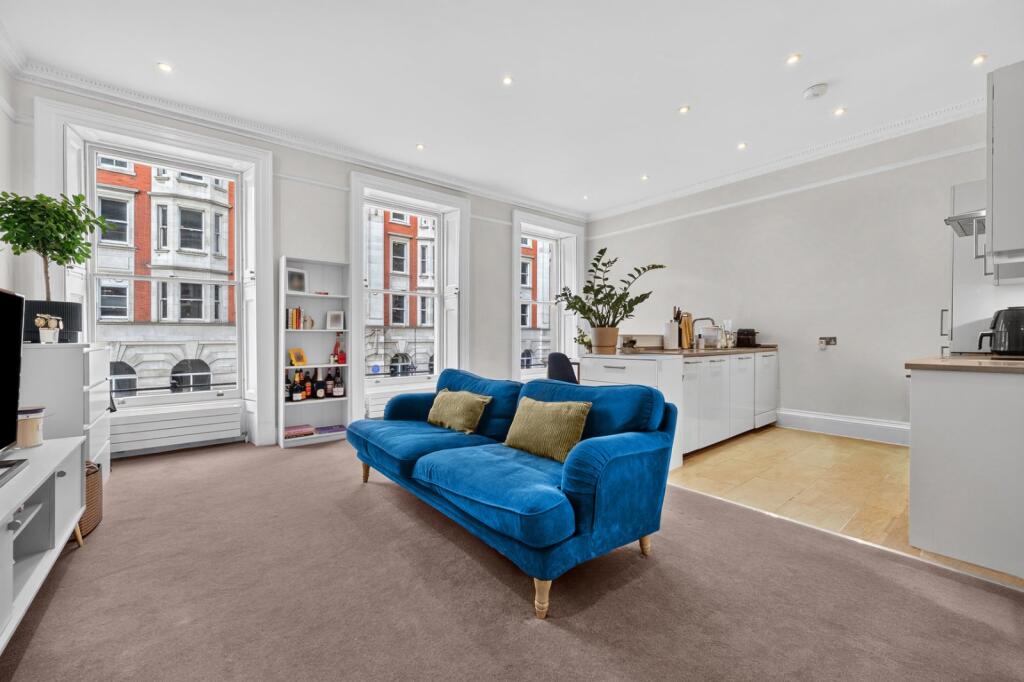 1 bed 1st Floor Flat for rent in Camden Town. From Chestertons Estate Agents - Covent Garden Lettings