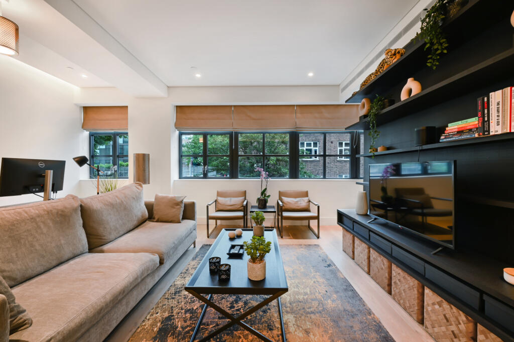 1 bed 1st Floor Flat for rent in Camden Town. From Chestertons Estate Agents - Covent Garden Lettings