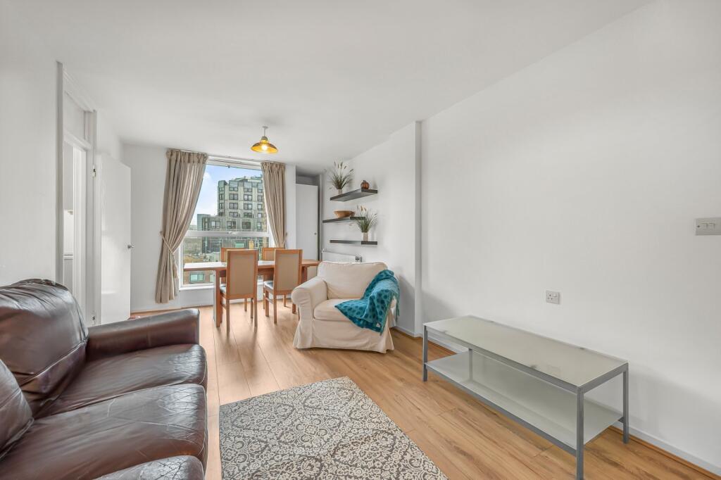 1 bed 1st Floor Flat for rent in Westminster. From Chestertons Estate Agents - Covent Garden Lettings 1 bed 1st Floor Flat for rent in Westminster. From Chestertons Estate Agents - Covent Garden Lettings