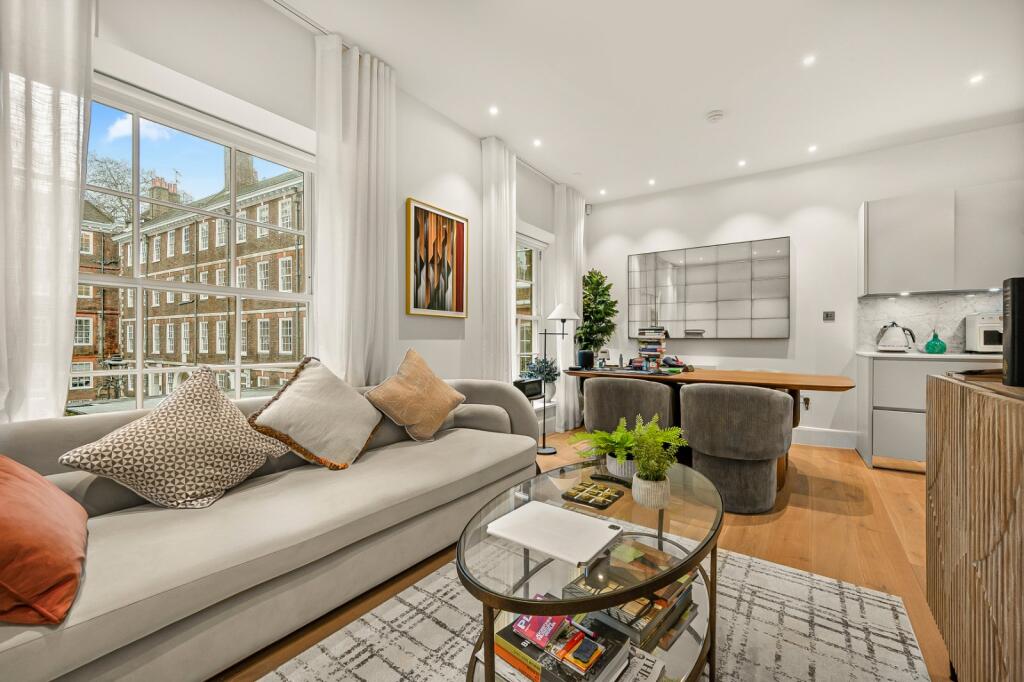 1 bed 1st Floor Flat for rent in London. From Chestertons Estate Agents - Covent Garden Lettings