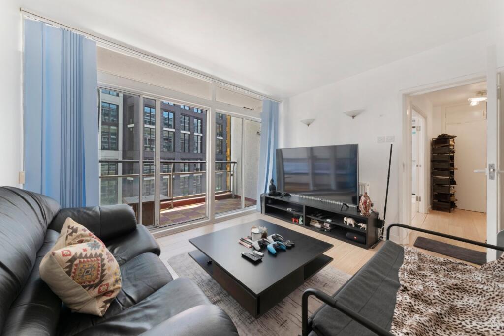 2 bed 1st Floor Flat for rent in Westminster. From Chestertons Estate Agents - Covent Garden Lettings