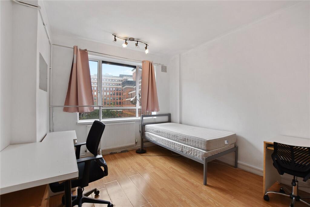 3 bed 1st Floor Flat for rent in London. From Chestertons Estate Agents - Covent Garden Lettings