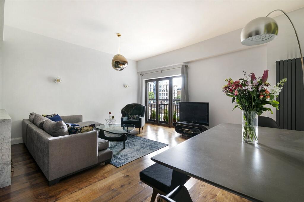 2 bed 1st Floor Flat for rent in London. From Chestertons Estate Agents - Covent Garden Lettings