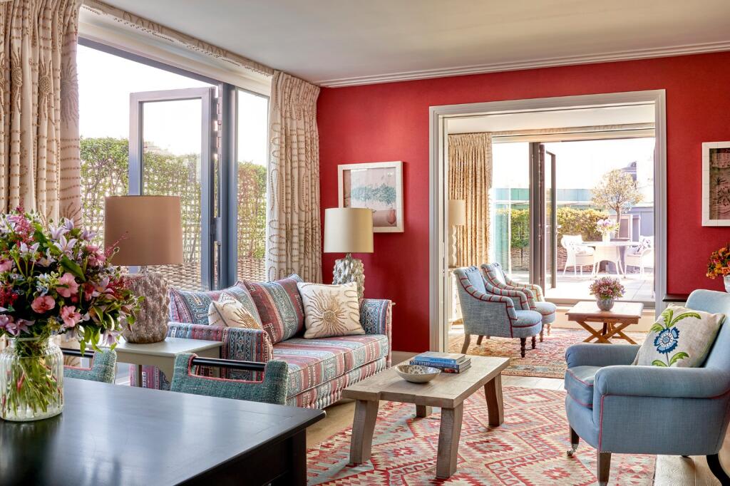 2 bed 1st Floor Flat for rent in Westminster. From Chestertons Estate Agents - Covent Garden Lettings