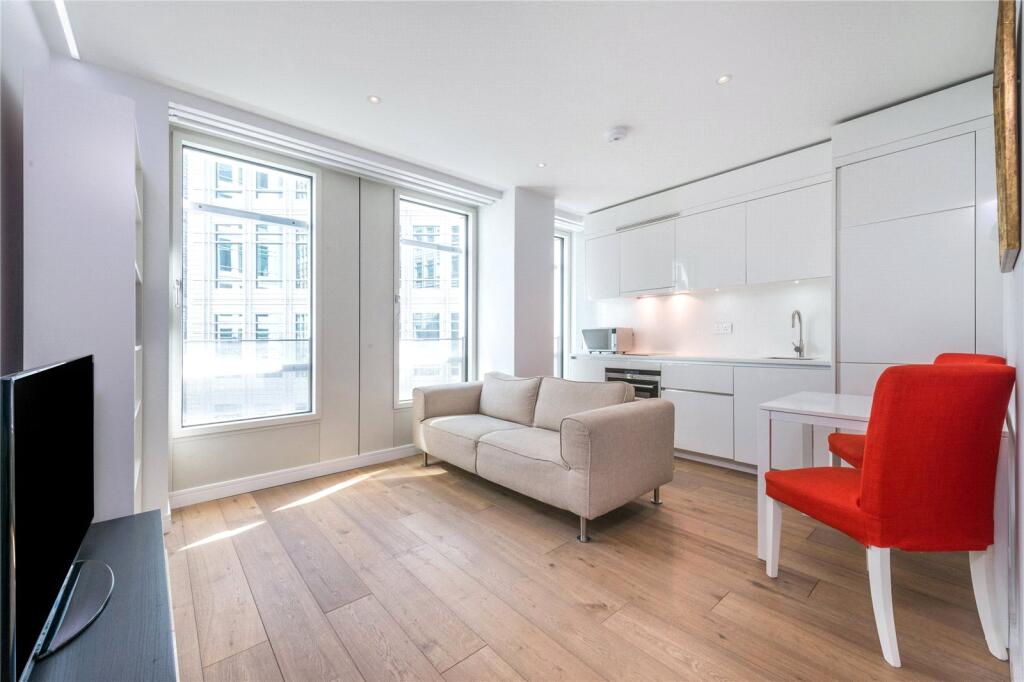 1 bed 1st Floor Flat for rent in Westminster. From Chestertons Estate Agents - Covent Garden Lettings