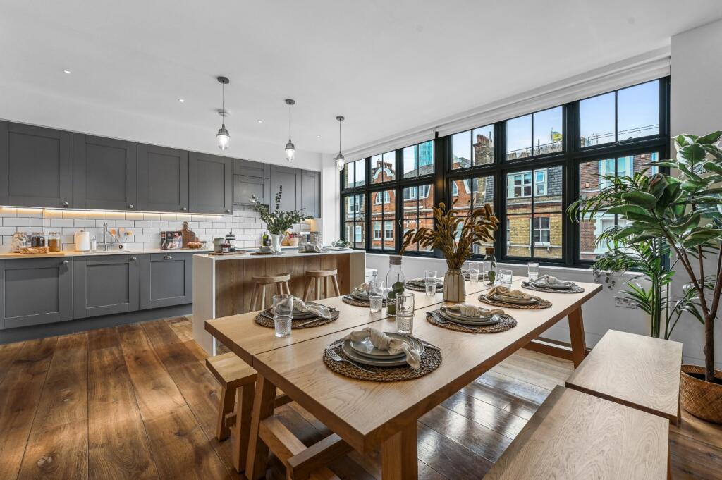 3 bed 1st Floor Flat for rent in Camden Town. From Chestertons Estate Agents - Covent Garden Lettings