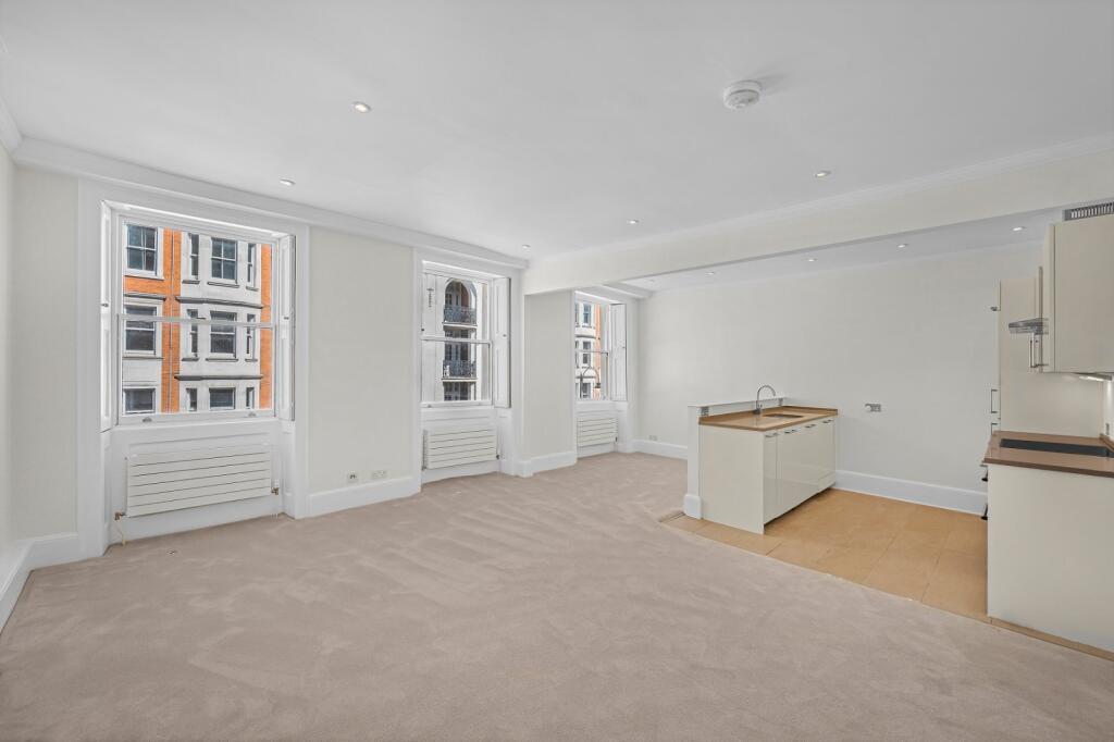 1 bed 1st Floor Flat for rent in Camden Town. From Chestertons Estate Agents - Covent Garden Lettings