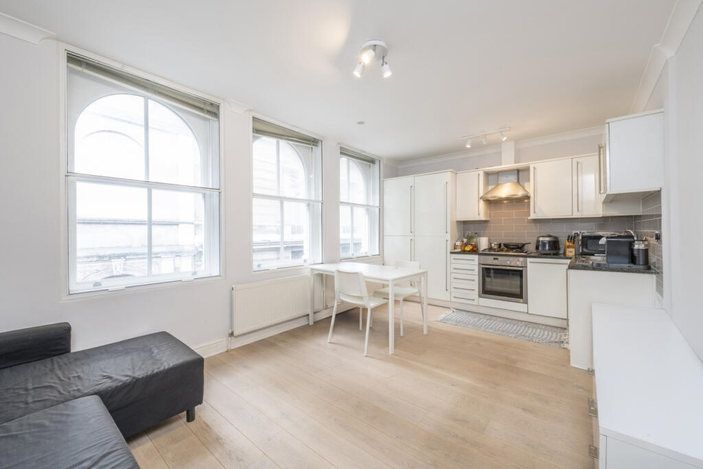1 bed 1st Floor Flat for rent in Westminster. From Chestertons Estate Agents - Covent Garden Lettings