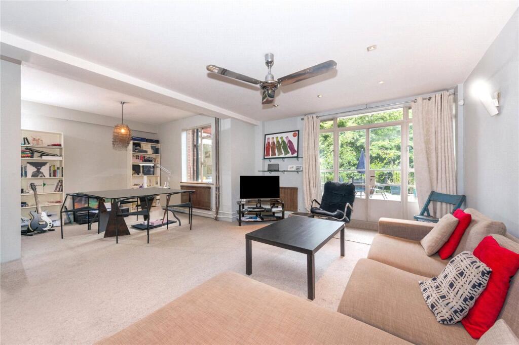2 bed 1st Floor Flat for rent in Westminster. From Chestertons Estate Agents - Covent Garden Lettings