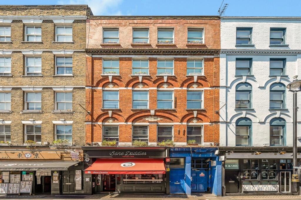 1 bed 1st Floor Flat for rent in Westminster. From Chestertons Estate Agents - Covent Garden Lettings