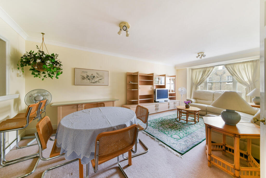 2 bed 1st Floor Flat for rent in Westminster. From Chestertons Estate Agents - Covent Garden Lettings