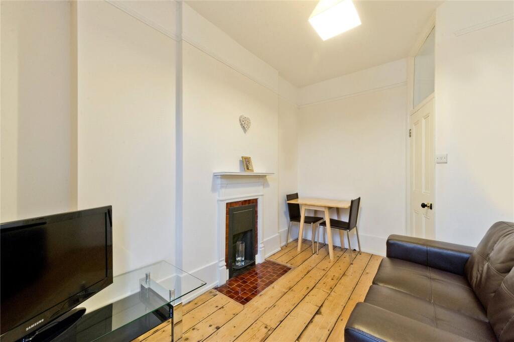 1 bed 1st Floor Flat for rent in London. From Chestertons Estate Agents - Covent Garden Lettings