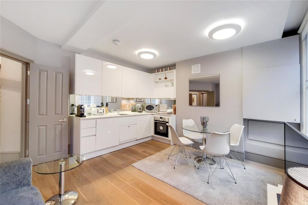 2 bed 1st Floor Flat for rent in Camden Town. From Chestertons Estate Agents - Covent Garden Lettings 2 bed 1st Floor Flat for rent in Camden Town. From Chestertons Estate Agents - Covent Garden Lettings