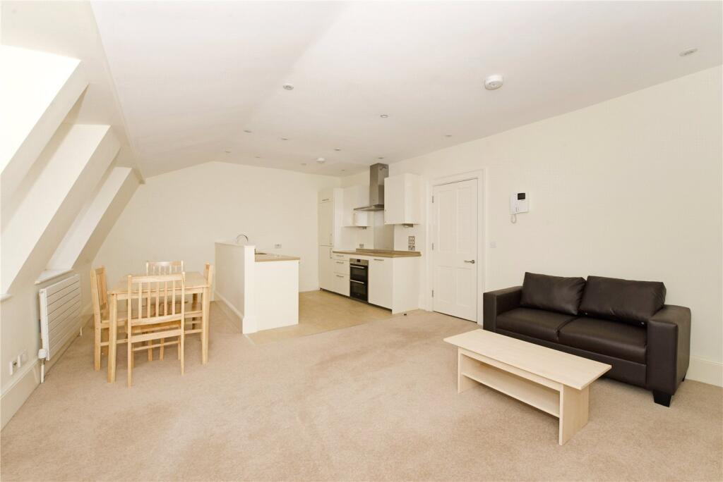 1 bed 1st Floor Flat for rent in Camden Town. From Chestertons Estate Agents - Covent Garden Lettings