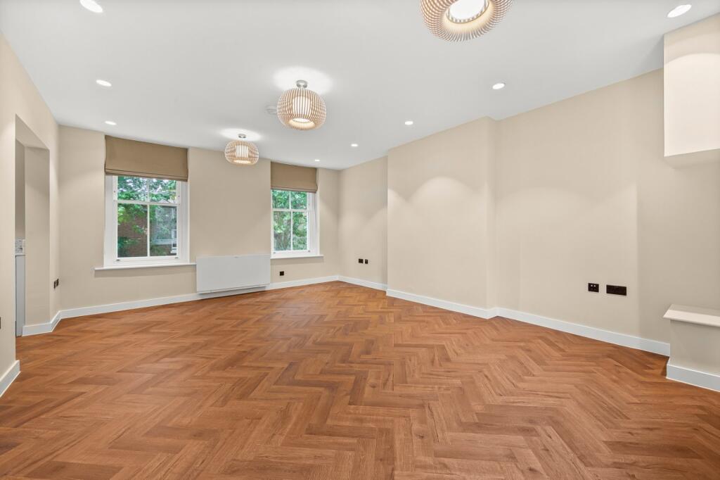 2 bed 1st Floor Flat for rent in Westminster. From Chestertons Estate Agents - Covent Garden Lettings