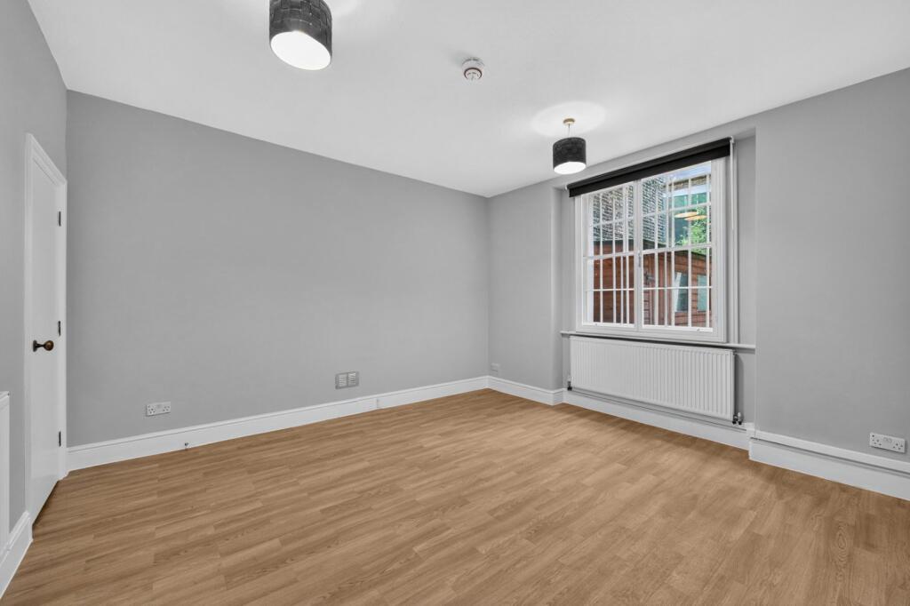 2 bed 1st Floor Flat for rent in Camden Town. From Chestertons Estate Agents - Covent Garden Lettings