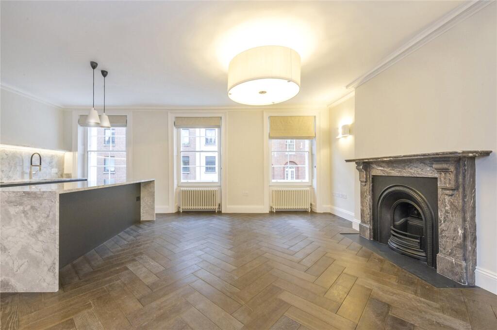 3 bed 1st Floor Flat for rent in Camden Town. From Chestertons Estate Agents - Covent Garden Lettings