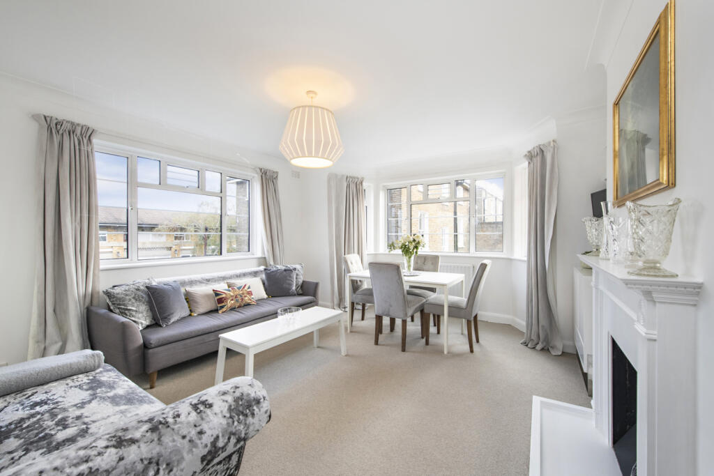 2 bed 1st Floor Flat for rent in Barnes. From Chestertons Estate Agents - Sheen Lettings
