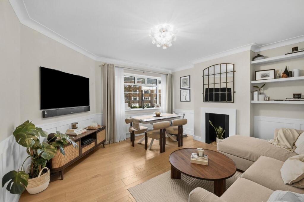 2 bed 1st Floor Flat for rent in Barnes. From Chestertons Estate Agents - Sheen Lettings