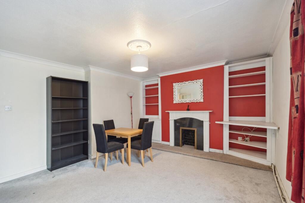 3 bed Annexe for rent in Putney. From Chestertons Estate Agents - Sheen Lettings 3 bed Annexe for rent in Putney. From Chestertons Estate Agents - Sheen Lettings