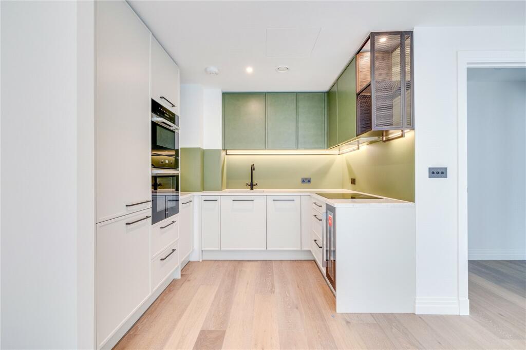 1 bed Flat for rent in Fulham. From Chestertons Estate Agents - Fulham Road Lettings