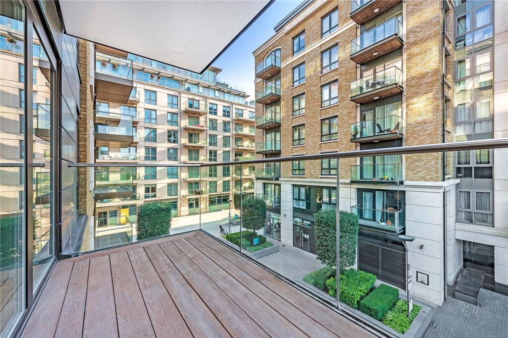 2 bed 1st Floor Flat for rent in Hammersmith. From Chestertons Estate Agents - Fulham Road Lettings