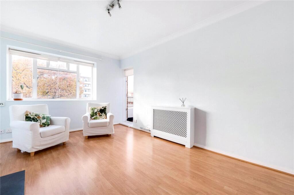 2 bed 1st Floor Flat for rent in Fulham. From Chestertons Estate Agents - Fulham Road Lettings 2 bed 1st Floor Flat for rent in Fulham. From Chestertons Estate Agents - Fulham Road Lettings