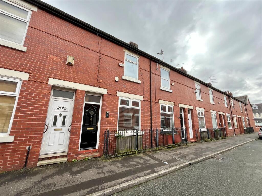 2 bed Mid Terraced House for rent in Salford. From Ascend - Manchester 2 bed Mid Terraced House for rent in Salford. From Ascend - Manchester