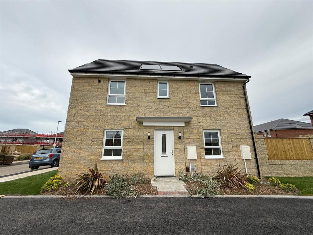 3 bed Mid Terraced House for rent in . From Ascend - Manchester