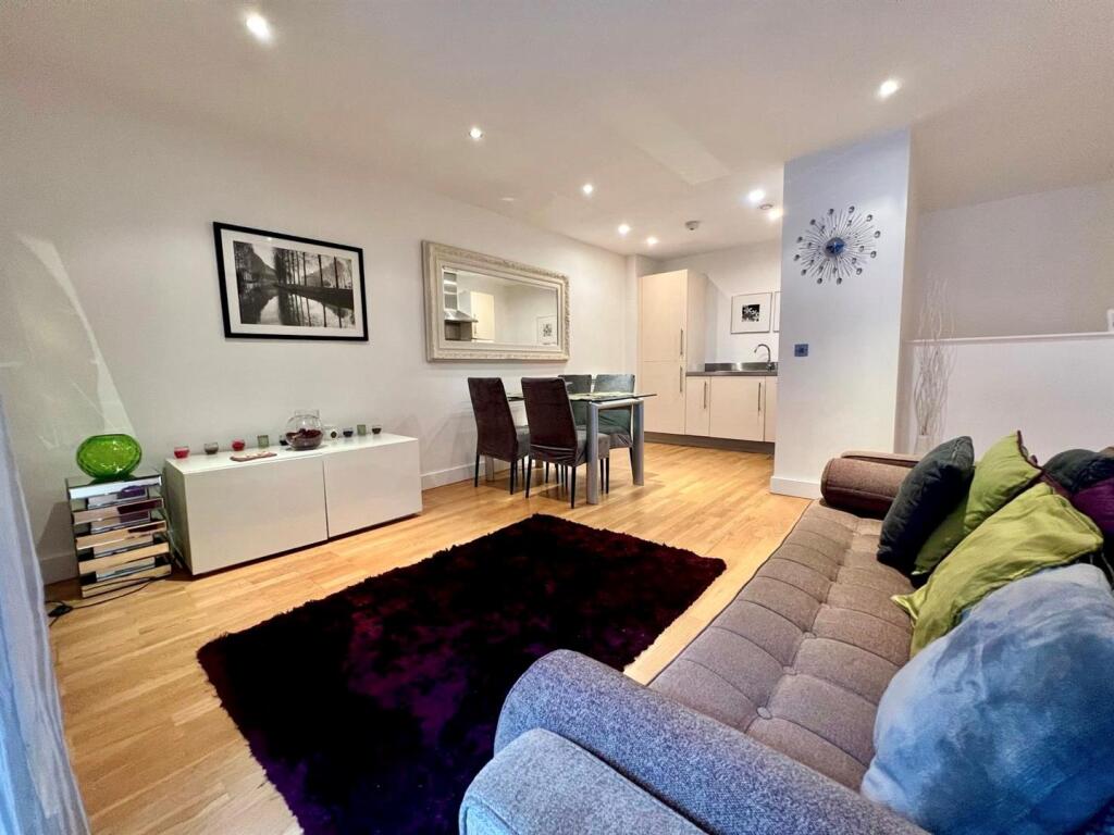 2 bed Detached for rent in Manchester. From Ascend - Manchester