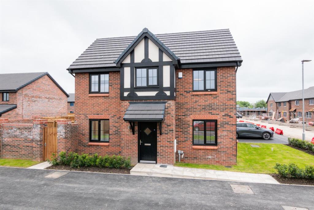 3 bed Semi Detached for rent in Horwich. From Ascend - Manchester 3 bed Semi Detached for rent in Horwich. From Ascend - Manchester