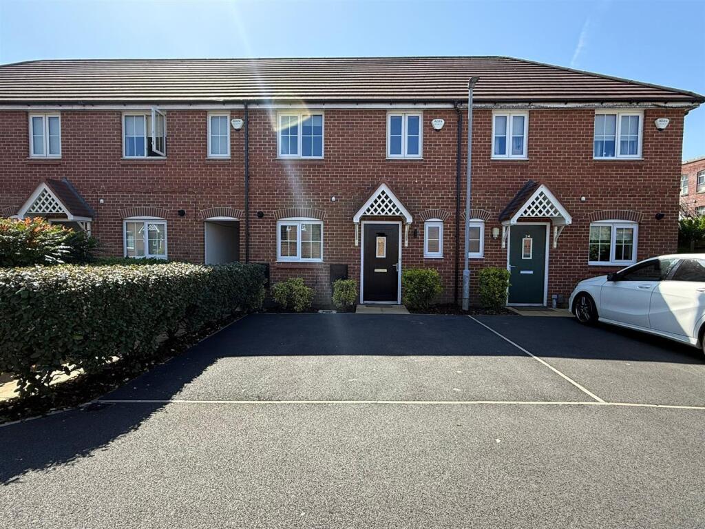 3 bed Mid Terraced House for rent in New Manchester. From Ascend - Manchester 3 bed Mid Terraced House for rent in New Manchester. From Ascend - Manchester