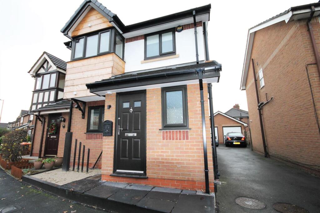 3 bed Semi Detached for rent in Eccles. From Ascend - Manchester 3 bed Semi Detached for rent in Eccles. From Ascend - Manchester