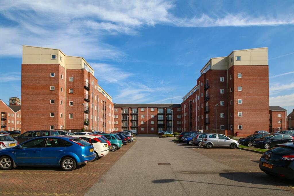 3 bed Apartment for rent in Salford. From Ascend - Manchester 3 bed Apartment for rent in Salford. From Ascend - Manchester