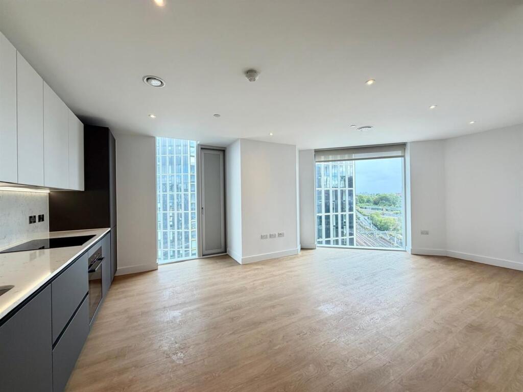 2 bed Apartment for rent in Stanton St Quintin. From Ascend - Manchester