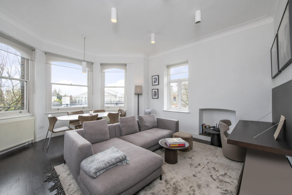 2 bed 1st Floor Flat for rent in Hampstead. From Chestertons Estate Agents - Hampstead Lettings