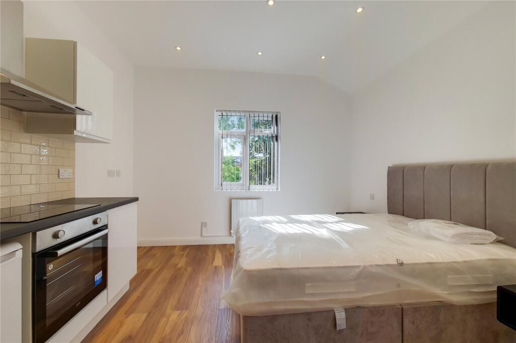 0 bed 1st Floor Flat for rent in Willesden. From Chestertons Estate Agents - Hampstead Lettings