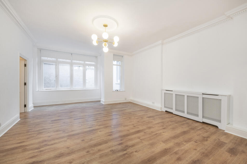 3 bed 1st Floor Flat for rent in Hampstead. From Chestertons Estate Agents - Hampstead Lettings